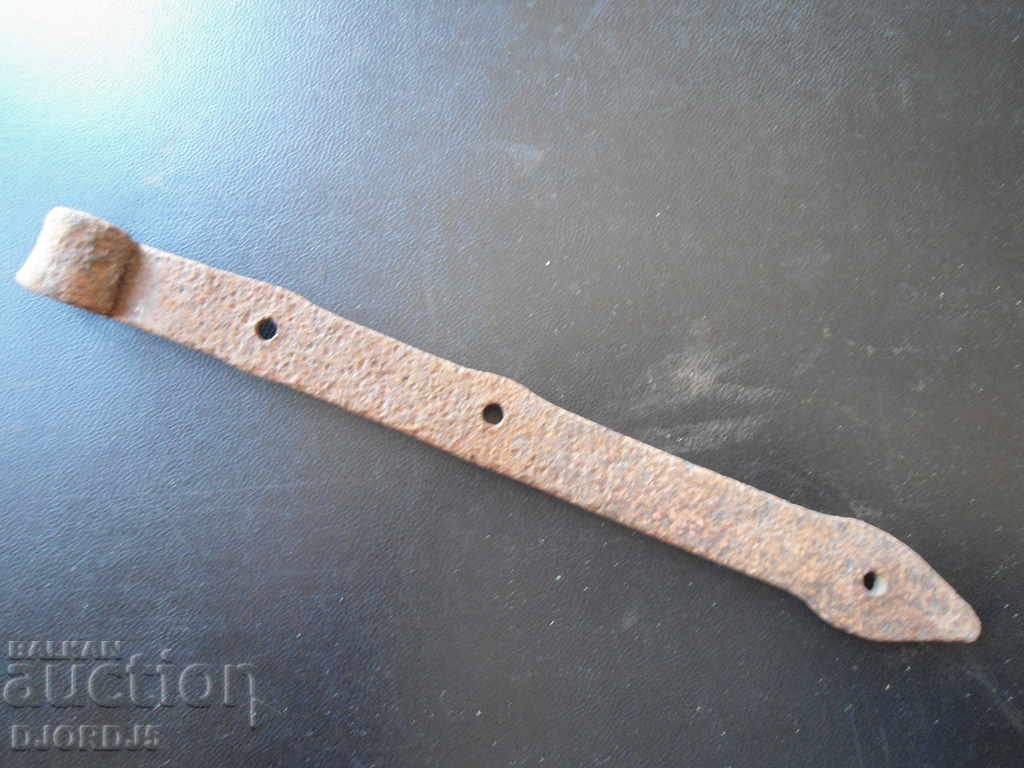 Old wrought iron, hinge with price 3.00 BGN | € 1.53 Old wrought iron, hinge with price 3.00 BGN | € 1.53
