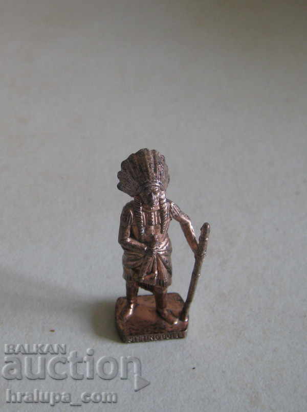 Metal figure Indian chief Sitting Bull Italy kinder