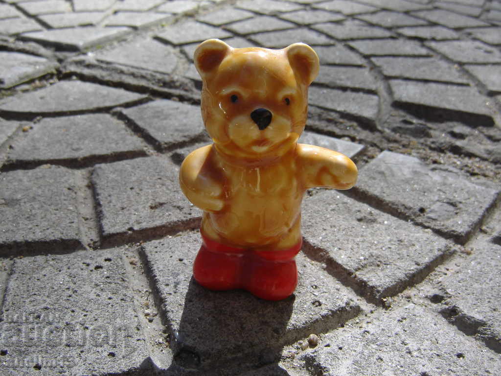 STAR PORCELAIN BEAR GOEBEL W. GERMANY STAR PORCELAIN BEAR GOEBEL W. GERMANY