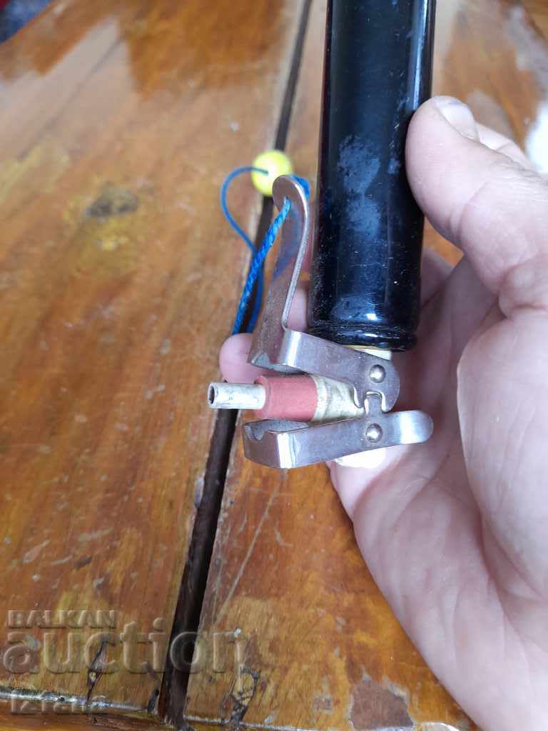 Auction Old pump Auction Old pump