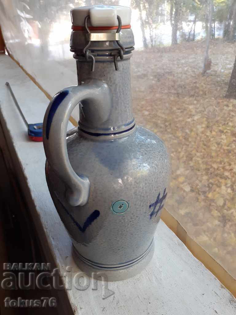 Large bottle of pottery - 5 Large bottle of pottery - 5