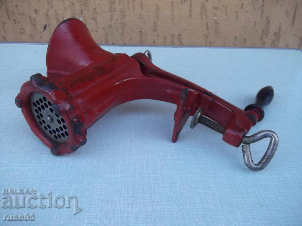 Meat mincer № 8 - 8 with price 15.00 BGN | € 7.67 Meat mincer № 8 - 8 with price 15.00 BGN | € 7.67