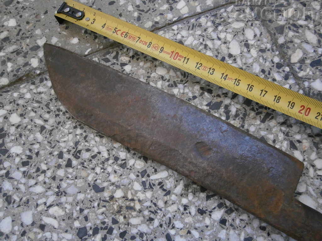 Old forged KNIFE CUTTER blade, wrought iron with price 31.00 BGN | € 15.85 Old forged KNIFE CUTTER blade, wrought iron with price 31.00 BGN | € 15.85