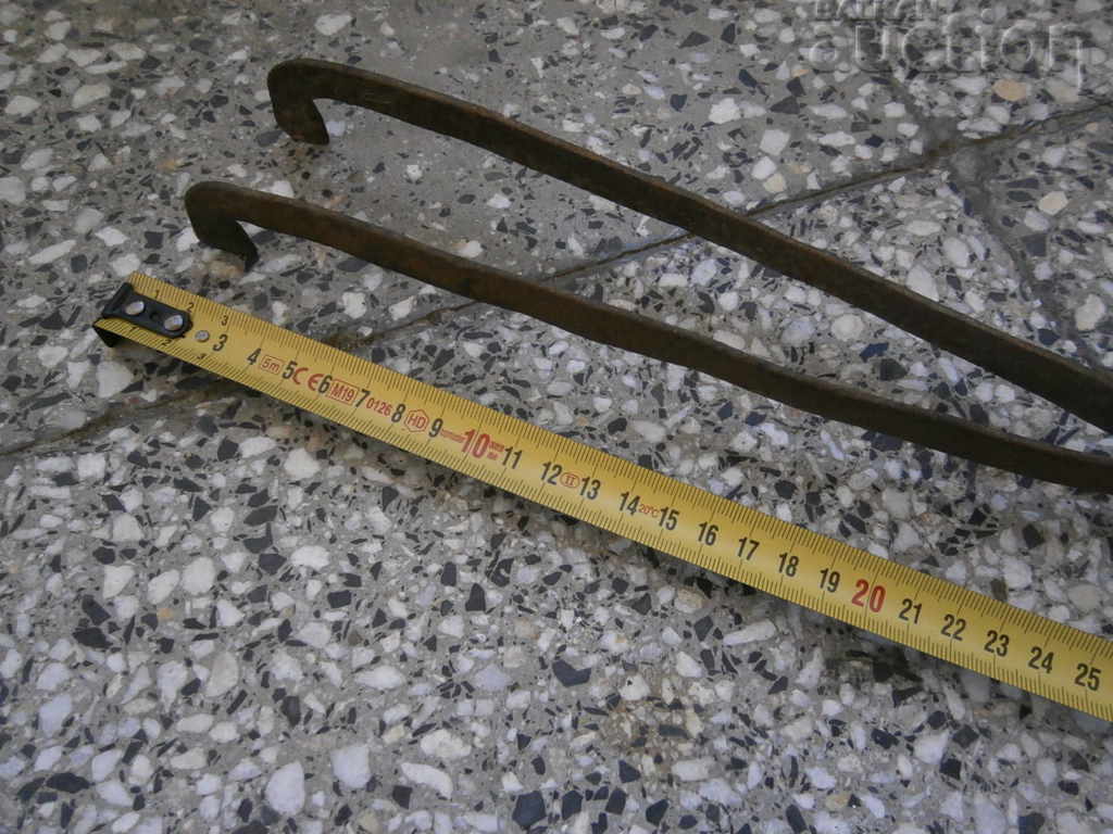 Vechi PRIMITIV forjat manual dilaf curling fier fier forjat cu preț 21.00 BGN | € 10.74 Vechi PRIMITIV forjat manual dilaf curling fier fier forjat cu preț 21.00 BGN | € 10.74