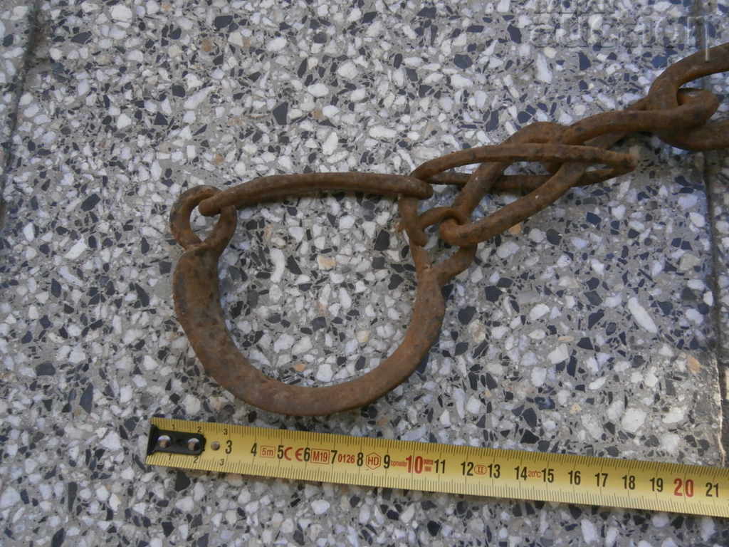 Old hand forged beads, chains, pranks, chains with price 41.00 BGN | € 20.96 Old hand forged beads, chains, pranks, chains with price 41.00 BGN | € 20.96