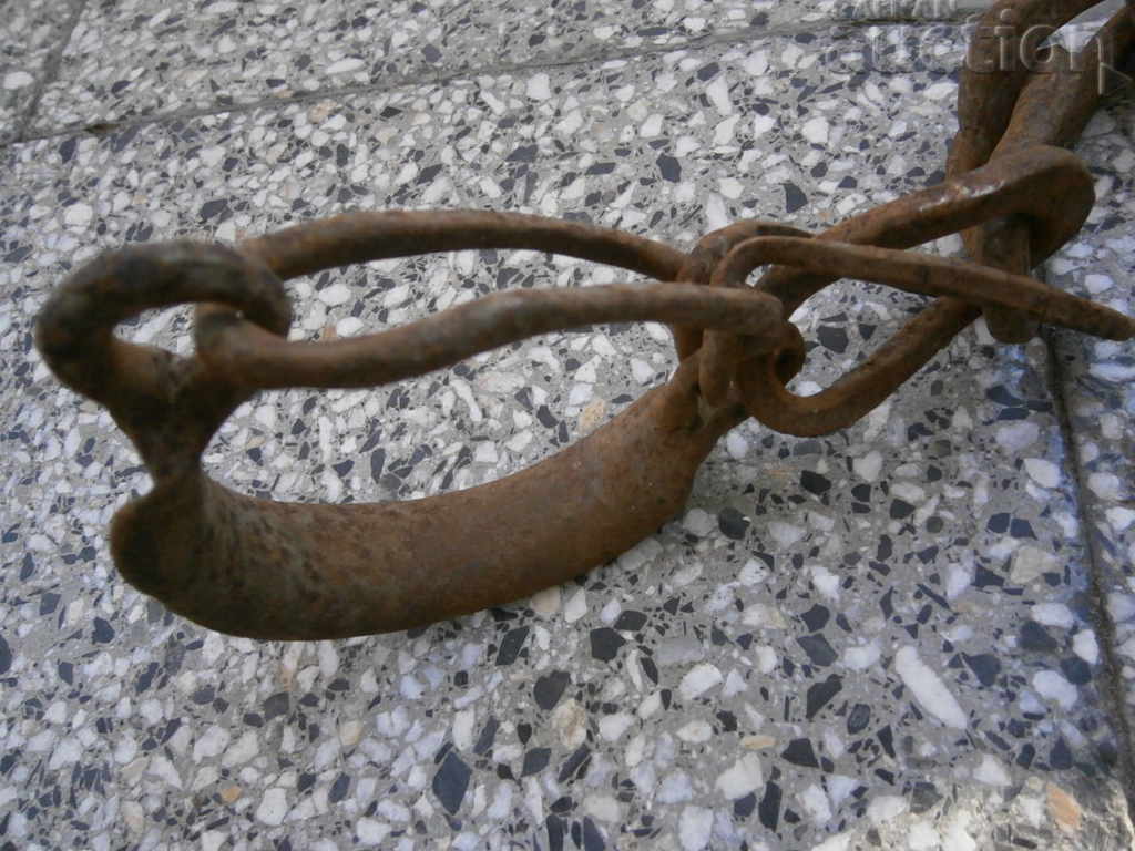 Old hand forged beads, chains, pranks, chains - 6 Old hand forged beads, chains, pranks, chains - 6