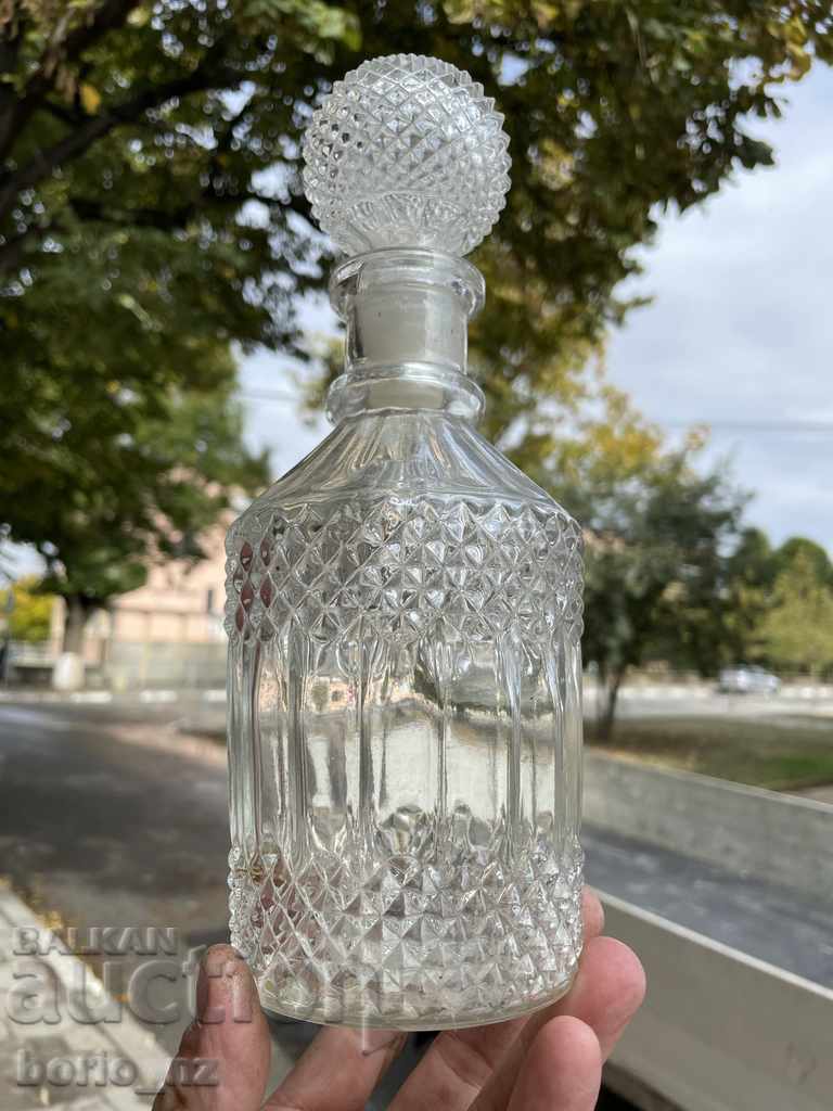 Delivery of 10733. OLD SERVICE GARAPHA AND GLASSES SOLID GLASS Delivery of 10733. OLD SERVICE GARAPHA AND GLASSES SOLID GLASS