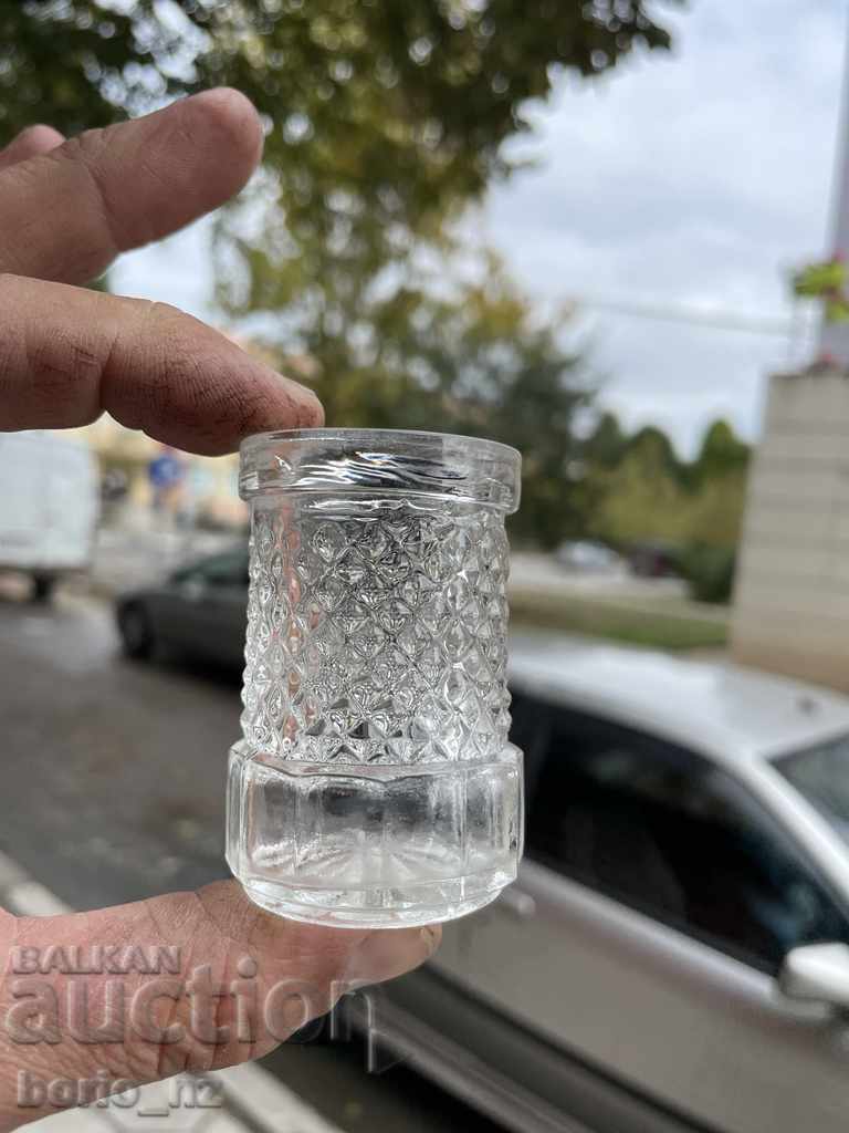 Auction 10734. OLD SERVICE GARAPHA AND GLASSES SOLID GLASS Auction 10734. OLD SERVICE GARAPHA AND GLASSES SOLID GLASS