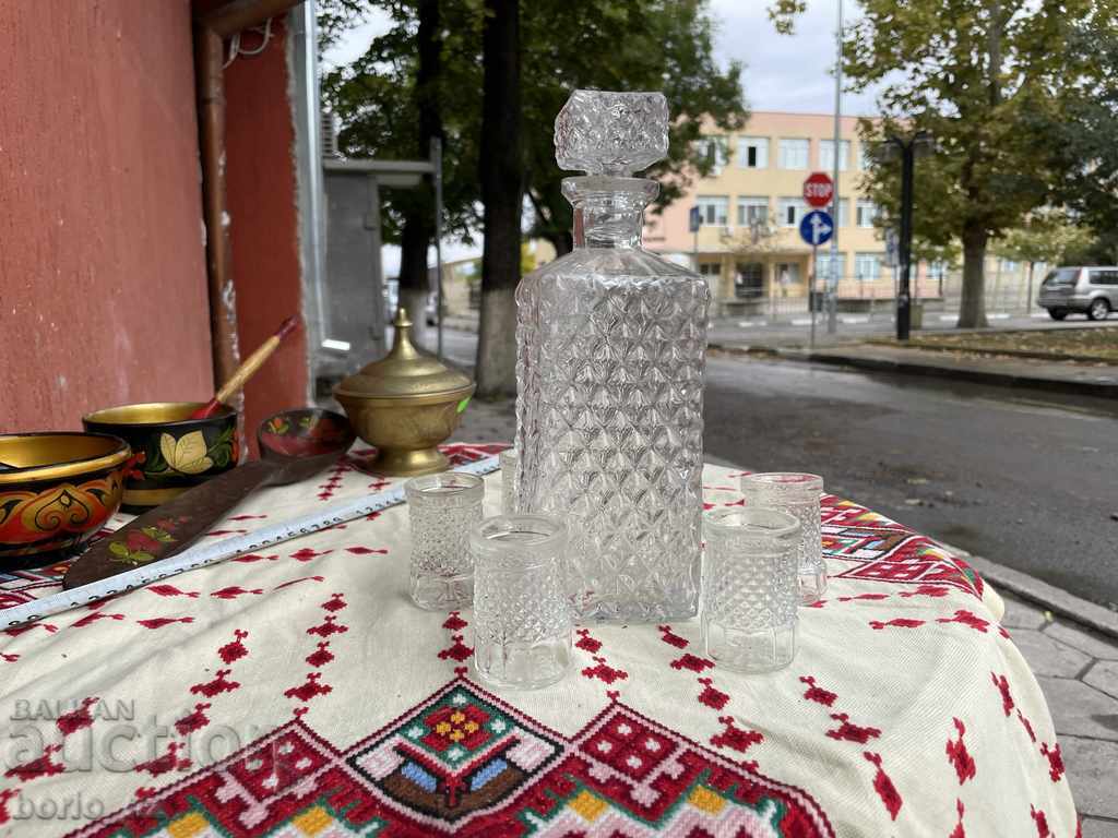 10734. OLD SERVICE GARAPHA AND GLASSES SOLID GLASS - 7 10734. OLD SERVICE GARAPHA AND GLASSES SOLID GLASS - 7