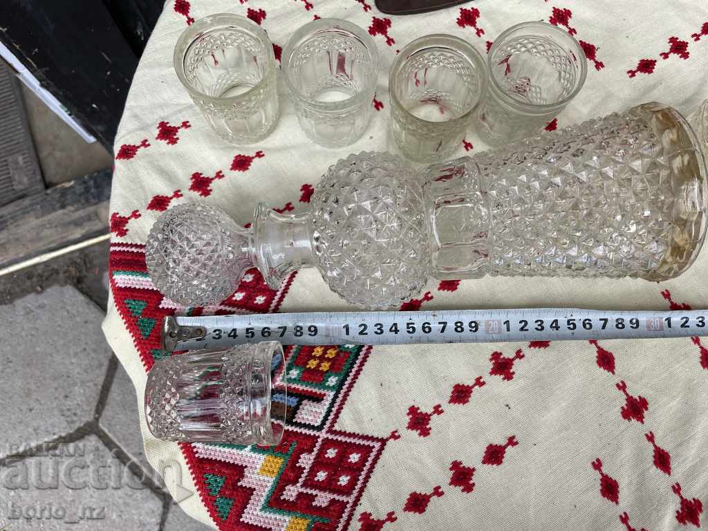 Delivery of 10737. OLD SERVICE GARAPHA AND GLASSES SOLID GLASS Delivery of 10737. OLD SERVICE GARAPHA AND GLASSES SOLID GLASS