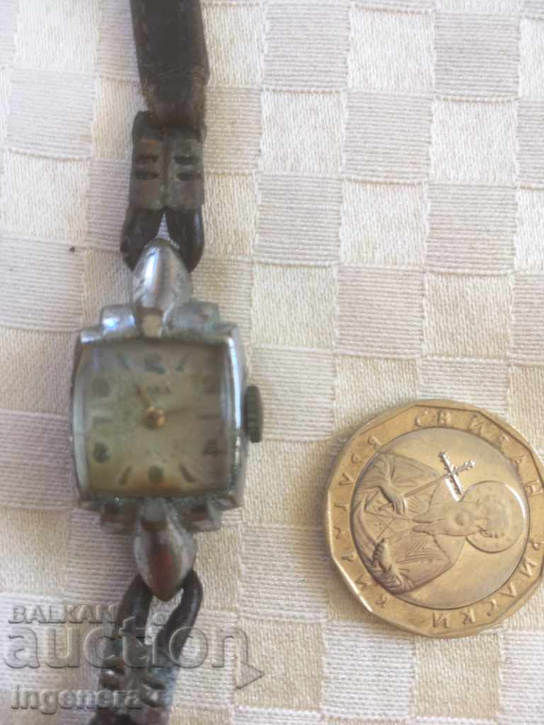 DOXA CLOCK DOES NOT WORK FOR PARTS OR REPAIRS - 5 DOXA CLOCK DOES NOT WORK FOR PARTS OR REPAIRS - 5