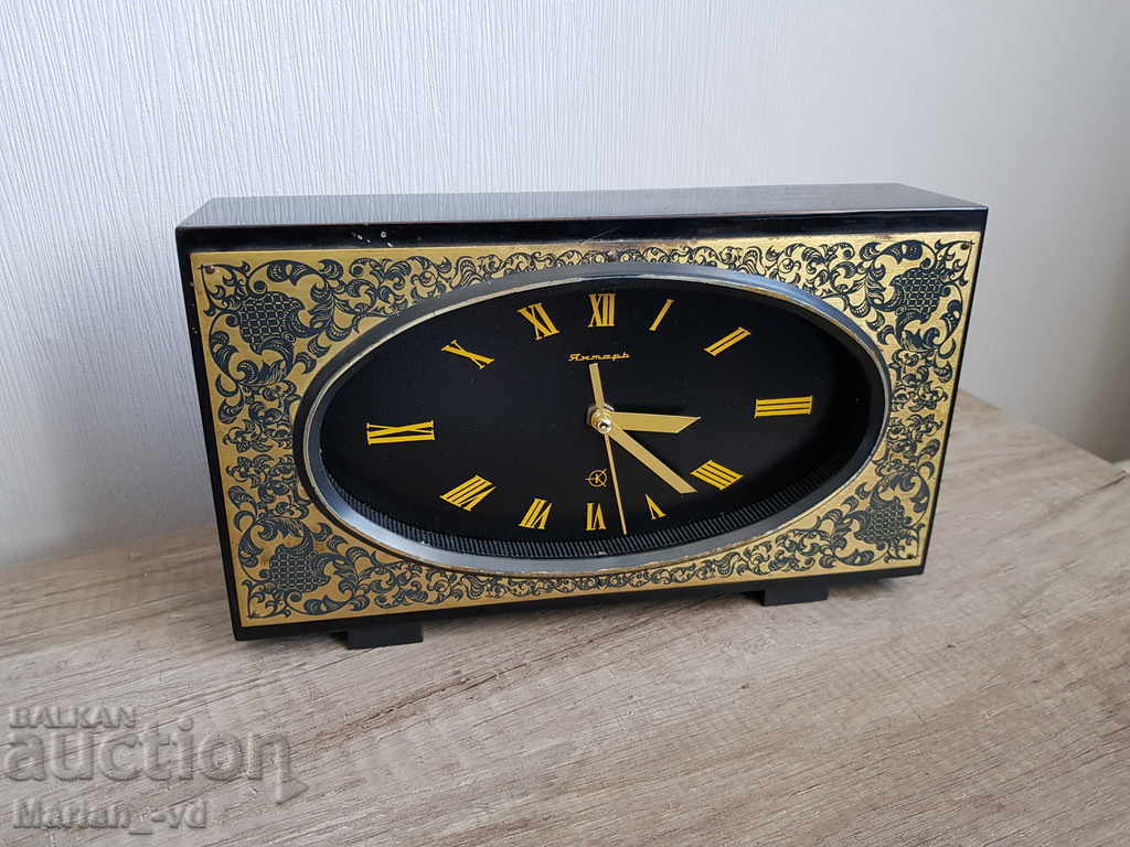 Amber quartz table clock - 5