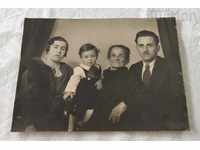 ARMENIAN FAMILY PHOTO 193 ..
