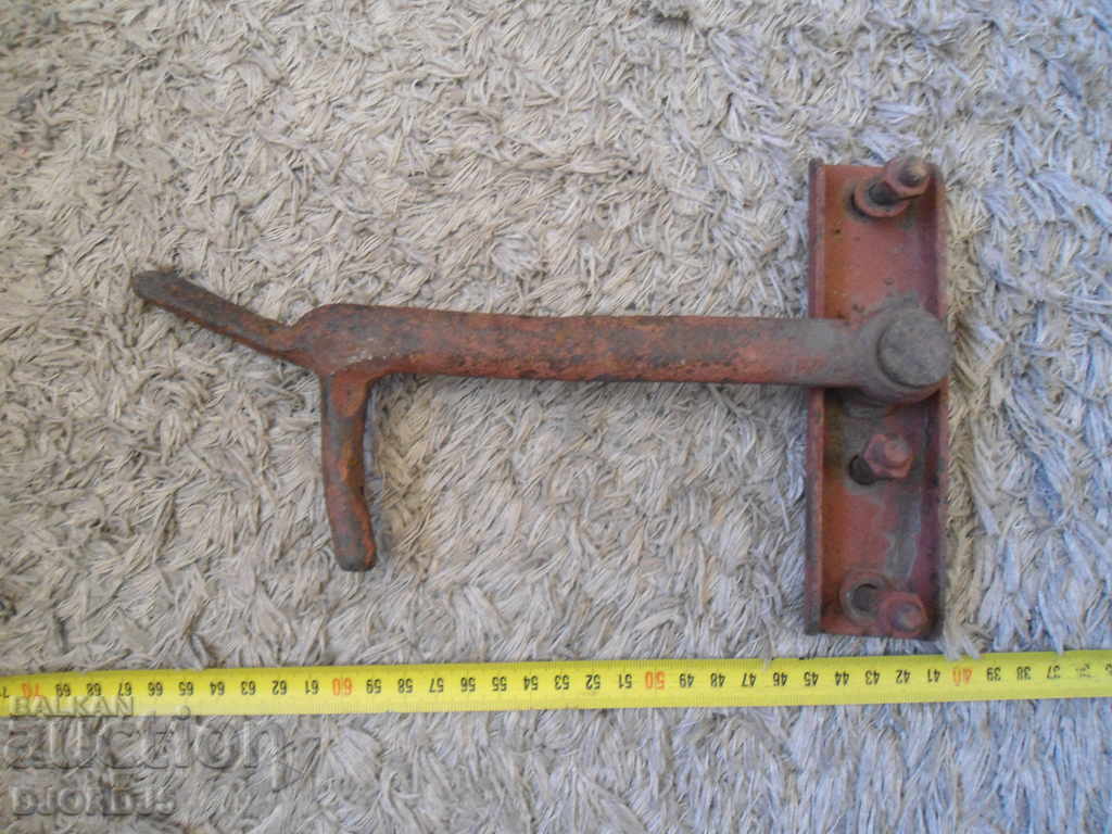 Delivery of Old latch, lock, gate Delivery of Old latch, lock, gate