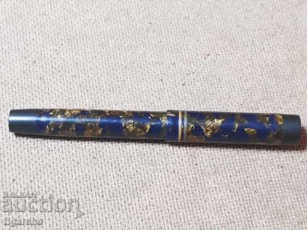 Reform pen
