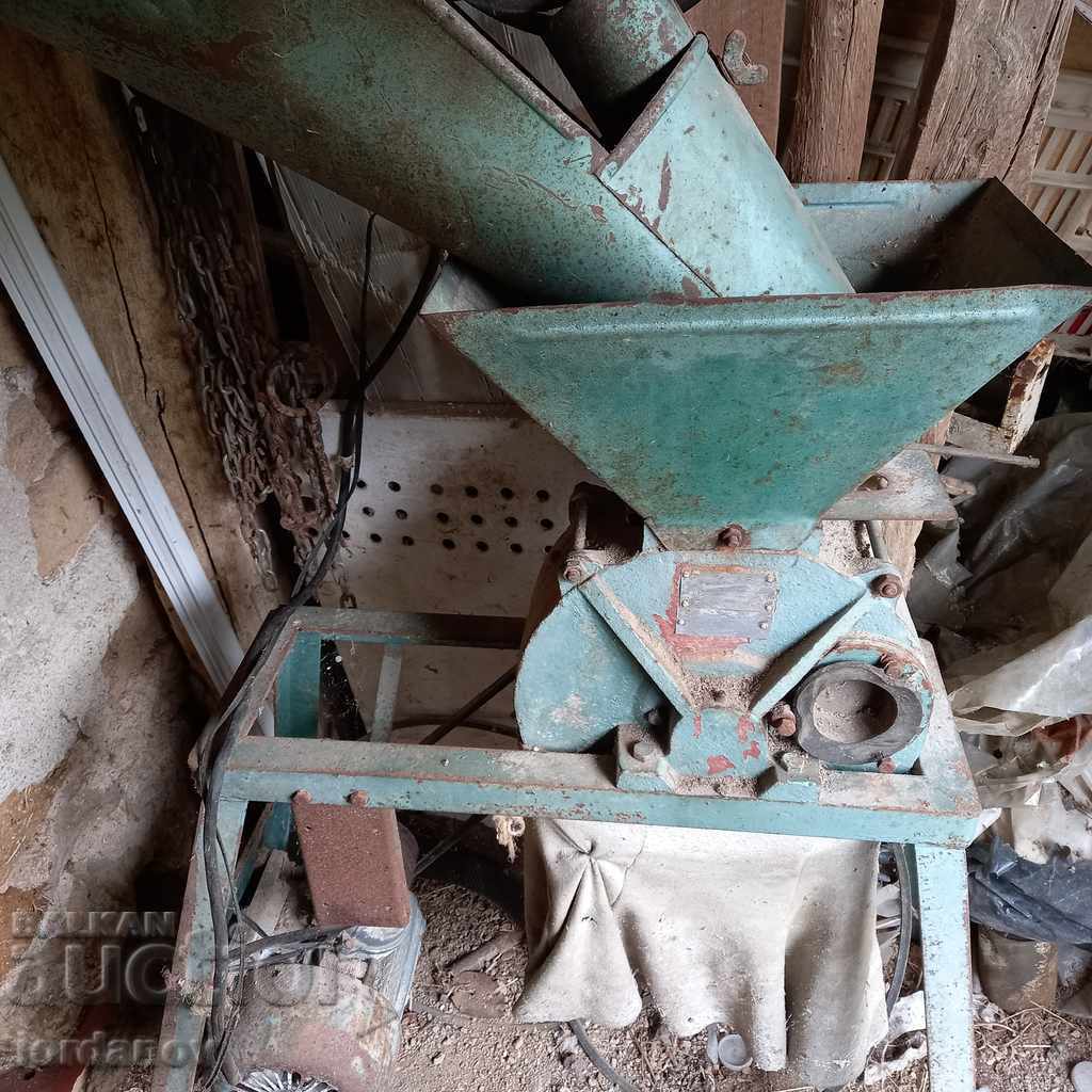 Delivery of Feed mill Delivery of Feed mill