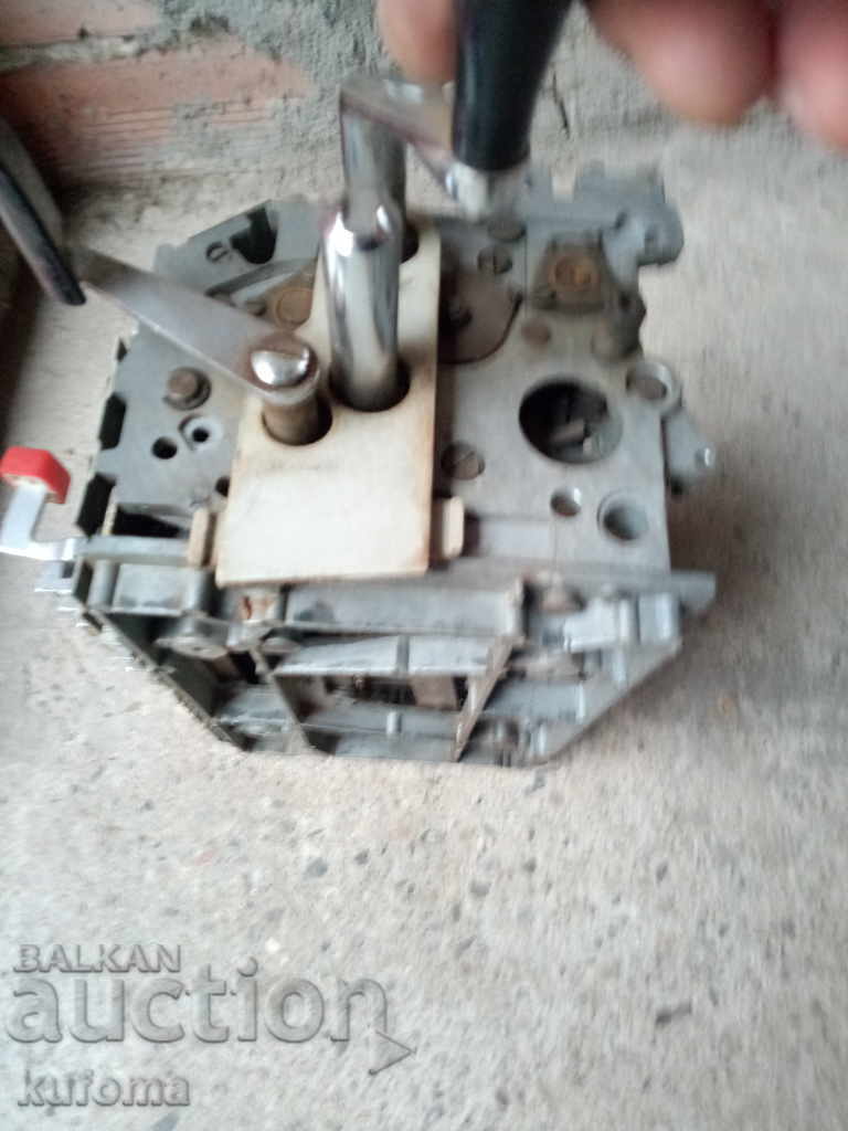 Old calculator for parts with price 24.99 BGN | € 12.78 Old calculator for parts with price 24.99 BGN | € 12.78