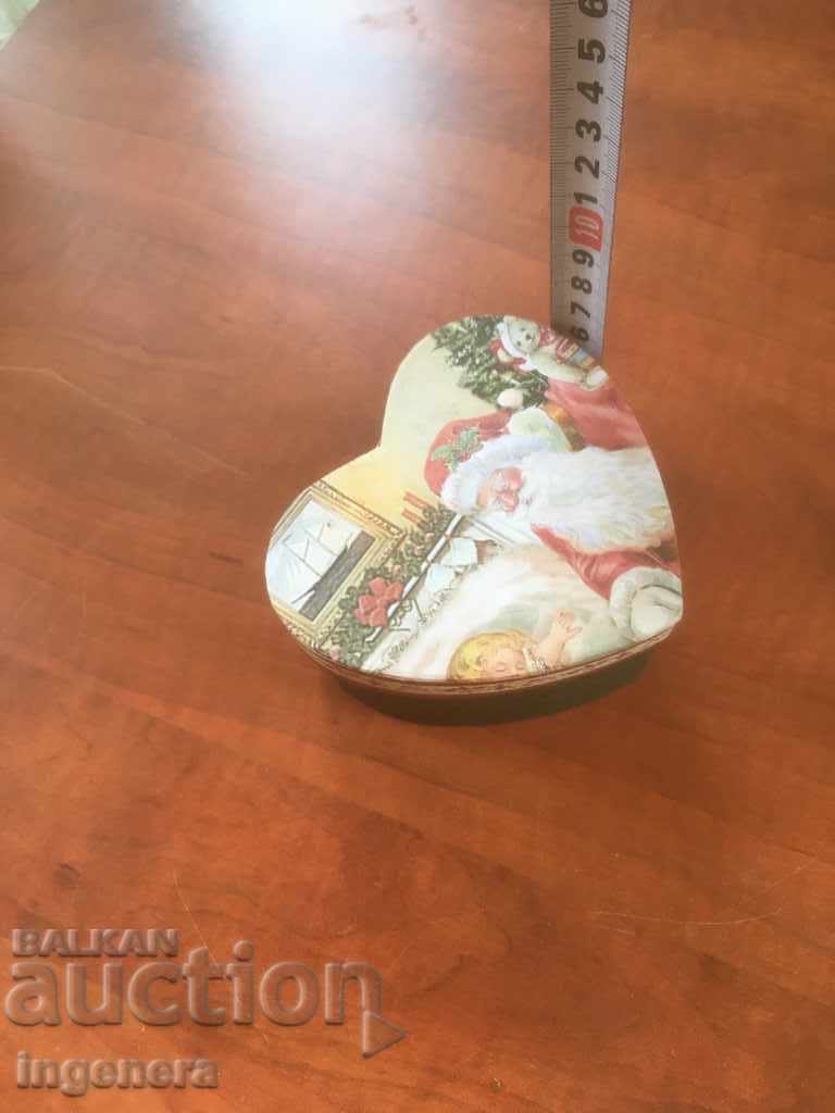 Auction CHRISTMAS BOX NEW PRESSED CARDBOARD HEART Auction CHRISTMAS BOX NEW PRESSED CARDBOARD HEART