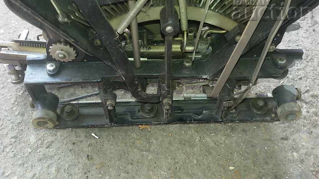 adler ADLER WW2 WWII Georgi Kabakchiev typewriter - 5 adler ADLER WW2 WWII Georgi Kabakchiev typewriter - 5