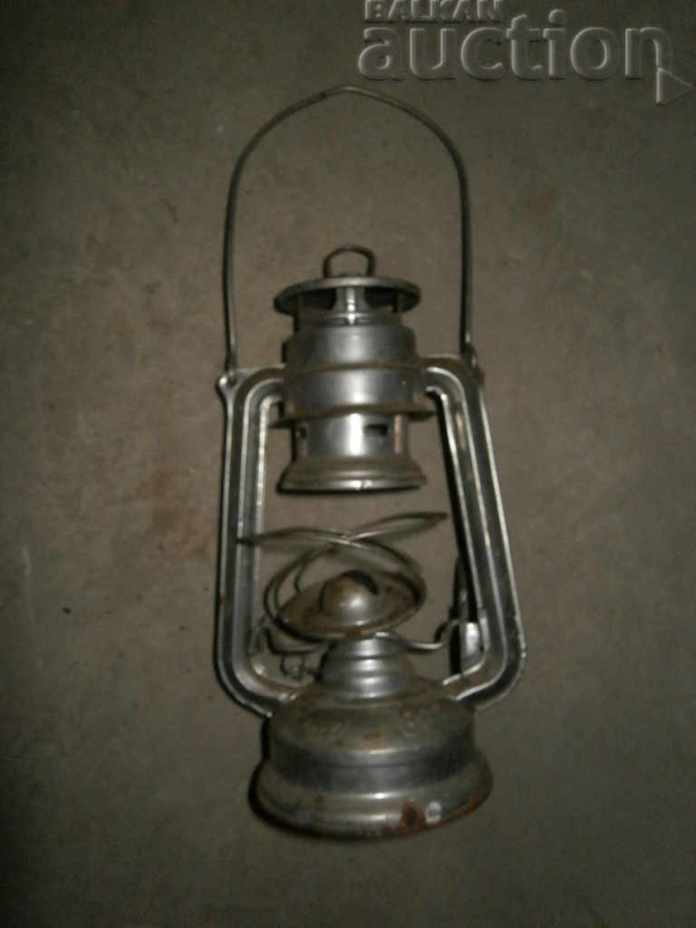 antique gas lantern with price 21.00 BGN | € 10.74 antique gas lantern with price 21.00 BGN | € 10.74
