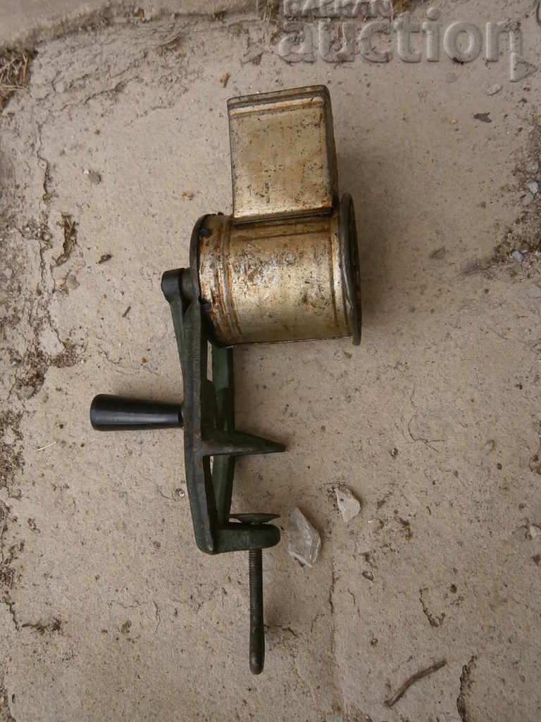 mill mill for walnuts nuts vintage TPK IZGREV Plovdiv with price 21.00 BGN | € 10.74
