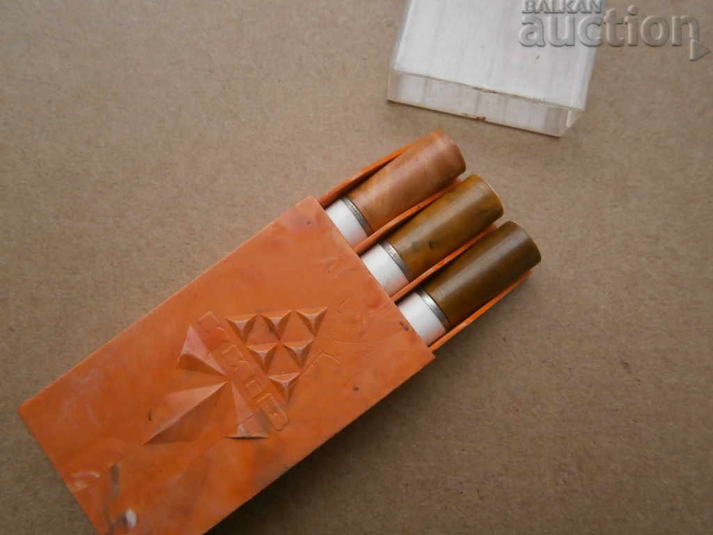 pens KIEV retro vintage USSR USSR 70s with price 21.00 BGN | € 10.74 pens KIEV retro vintage USSR USSR 70s with price 21.00 BGN | € 10.74