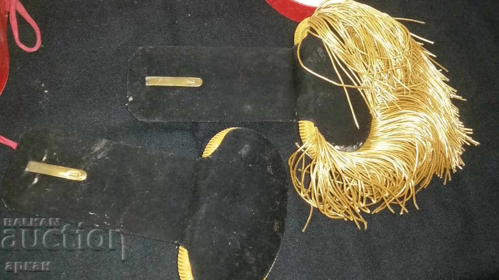 Delivery of France set of epaulettes and ornaments Delivery of France set of epaulettes and ornaments