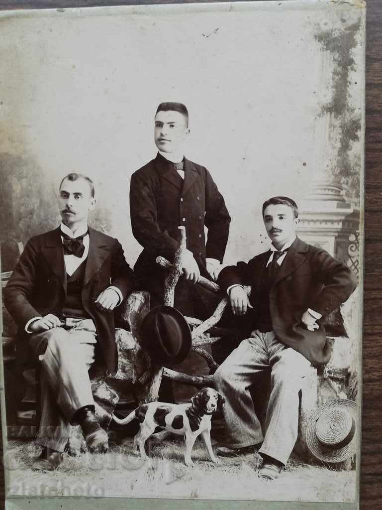 Old photo Hard cardboard with price 30.00 BGN | € 15.34 Old photo Hard cardboard with price 30.00 BGN | € 15.34