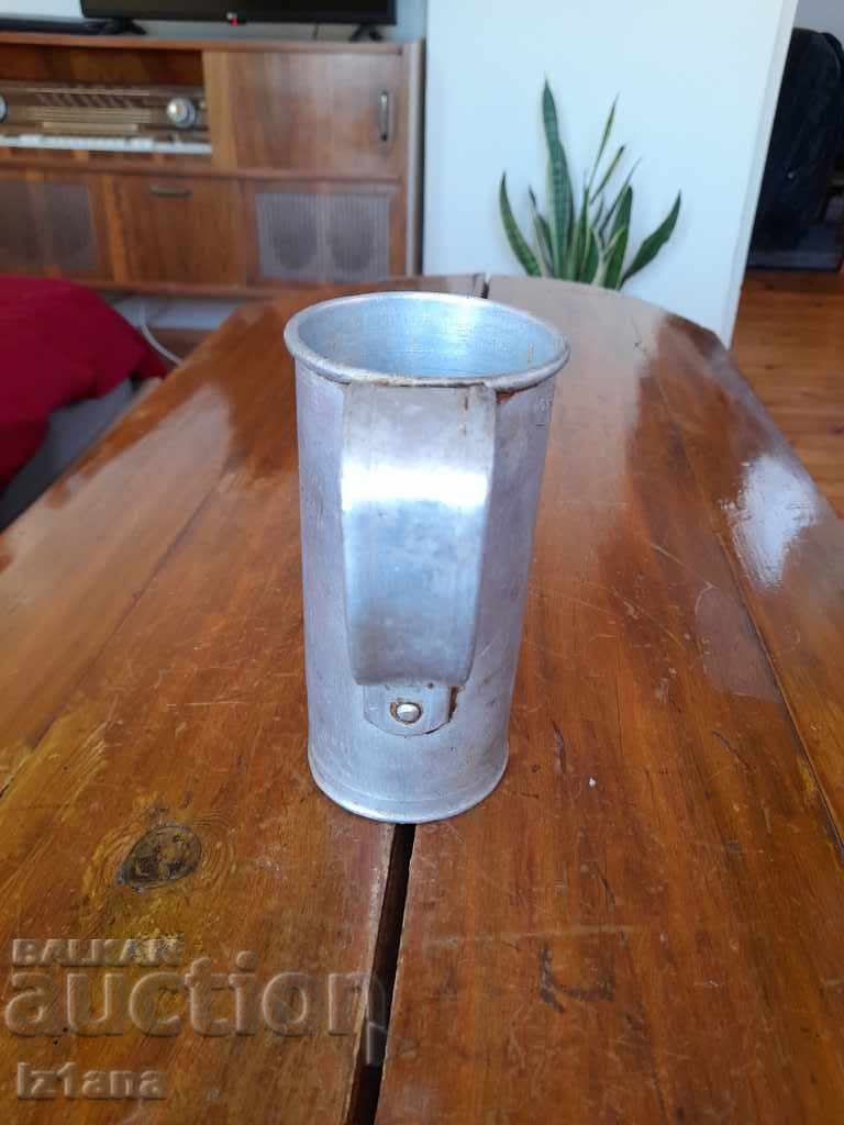 An old measure, a measure for liquids - 5 An old measure, a measure for liquids - 5