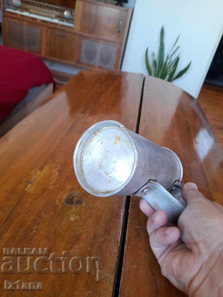 An old measure, a measure for liquids - 7 An old measure, a measure for liquids - 7