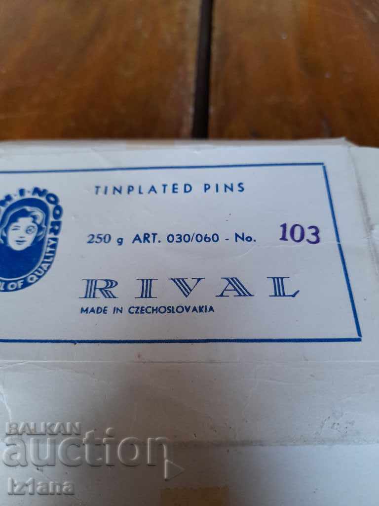 Παλιές αντίπαλοι καρφίτσες με τιμή 30.00 BGN | € 15.34 Παλιές αντίπαλοι καρφίτσες με τιμή 30.00 BGN | € 15.34