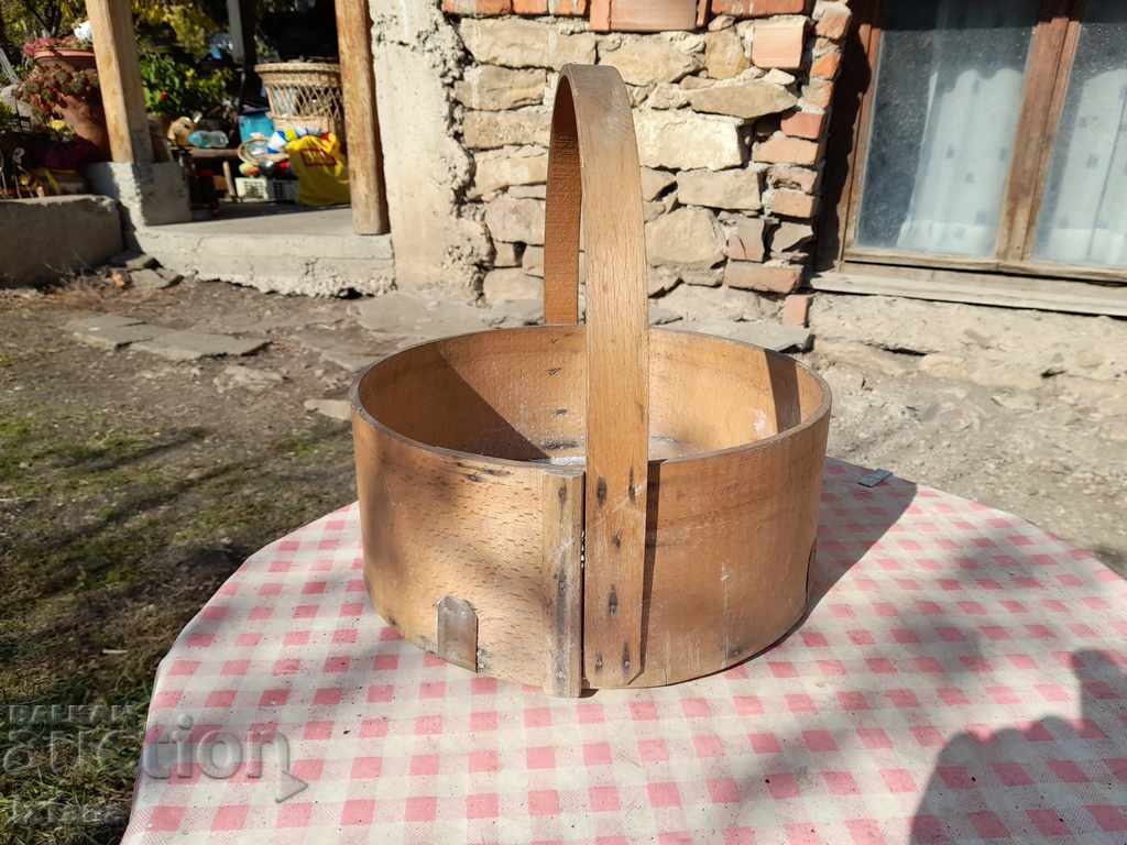 Ancient Shinik with price 50.00 BGN | € 25.56