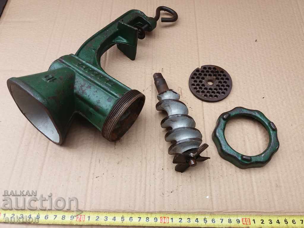 EXCELLENT GERMAN MEAT GRINDER - WITH MARKING, ENAMEL - 6 EXCELLENT GERMAN MEAT GRINDER - WITH MARKING, ENAMEL - 6