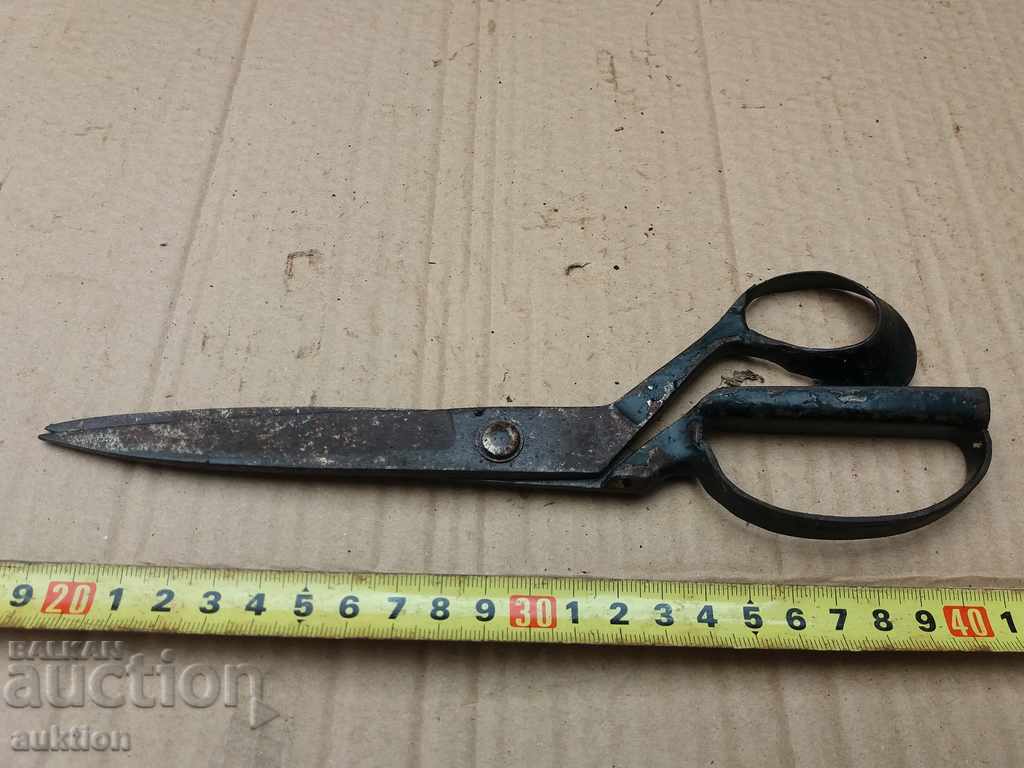 Delivery of OLD ABADJI SCISSORS - EXCELLENT Delivery of OLD ABADJI SCISSORS - EXCELLENT