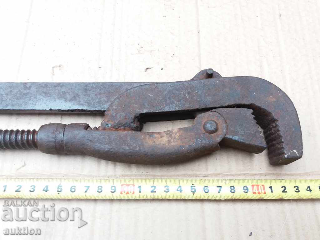 Auction FOUNTAIN KEY - STOMANIZED SOC. Auction FOUNTAIN KEY - STOMANIZED SOC.