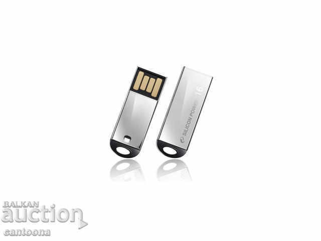 USB memory / flash memory Silicon power touch 830 - 32 GB with price 10.98 BGN | € 5.61 USB memory / flash memory Silicon power touch 830 - 32 GB with price 10.98 BGN | € 5.61