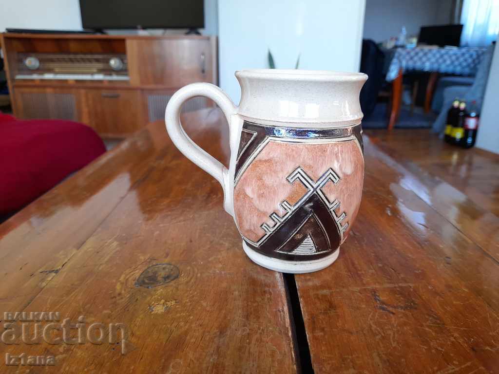 Auction Old porcelain cup, jug Auction Old porcelain cup, jug