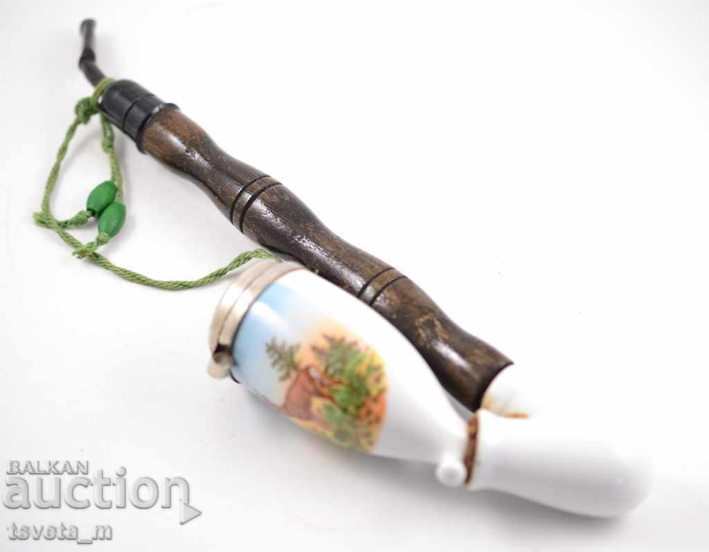 Pipa de portelan antic de colectie cu capac Pipa de portelan antic de colectie cu capac