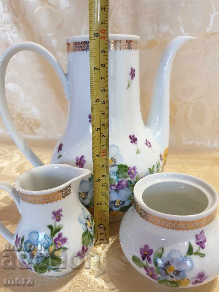 Auction Porcelain set of jug, sugar bowl and lattice - Bavaria Auction Porcelain set of jug, sugar bowl and lattice - Bavaria