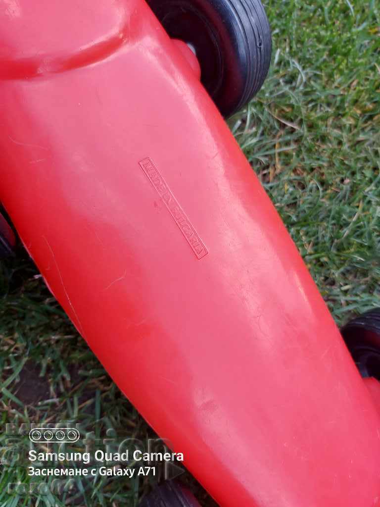 Delivery of CHILDREN'S CAR - MADE IN BULGARIA Delivery of CHILDREN'S CAR - MADE IN BULGARIA