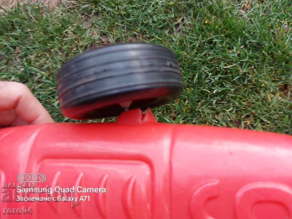 CHILDREN'S CAR - MADE IN BULGARIA - 6 CHILDREN'S CAR - MADE IN BULGARIA - 6