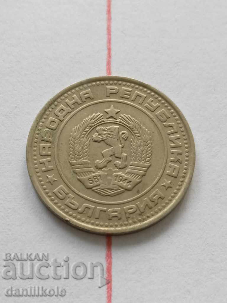 Delivery of * $ * Y * $ * 50 HUNDREDS 1990 CURIOSIS ERROR - CRACKED * $ * Y * $ * Delivery of * $ * Y * $ * 50 HUNDREDS 1990 CURIOSIS ERROR - CRACKED * $ * Y * $ *