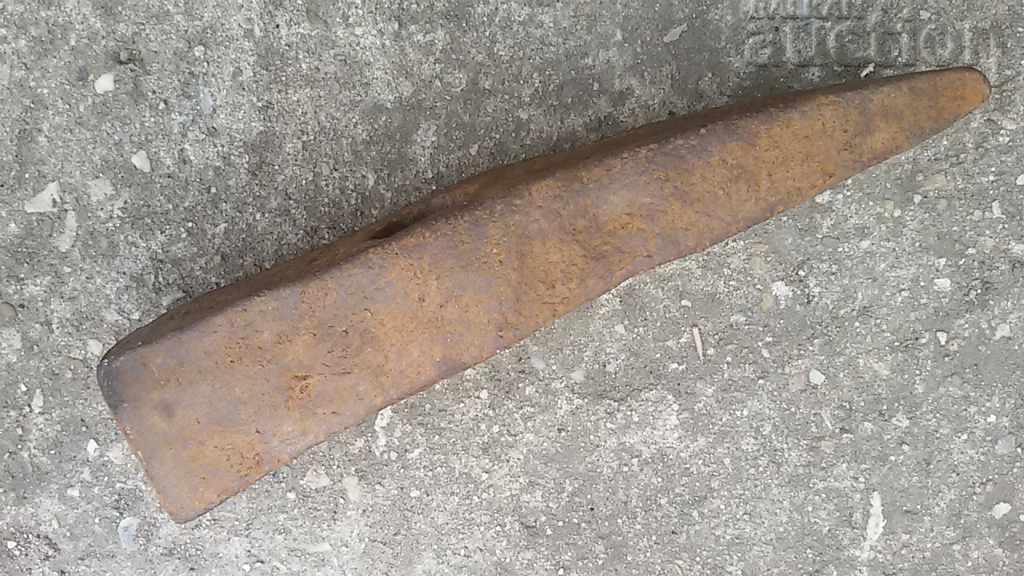 Very old hammer for cut stone over 100 years, wrought iron - 6 Very old hammer for cut stone over 100 years, wrought iron - 6