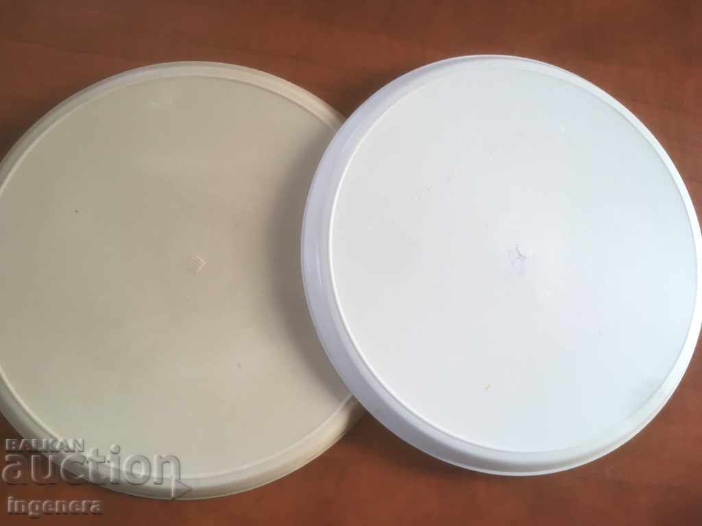 Auction PLATE PLASTIC PLASTIC OLD-2 PCS Auction PLATE PLASTIC PLASTIC OLD-2 PCS