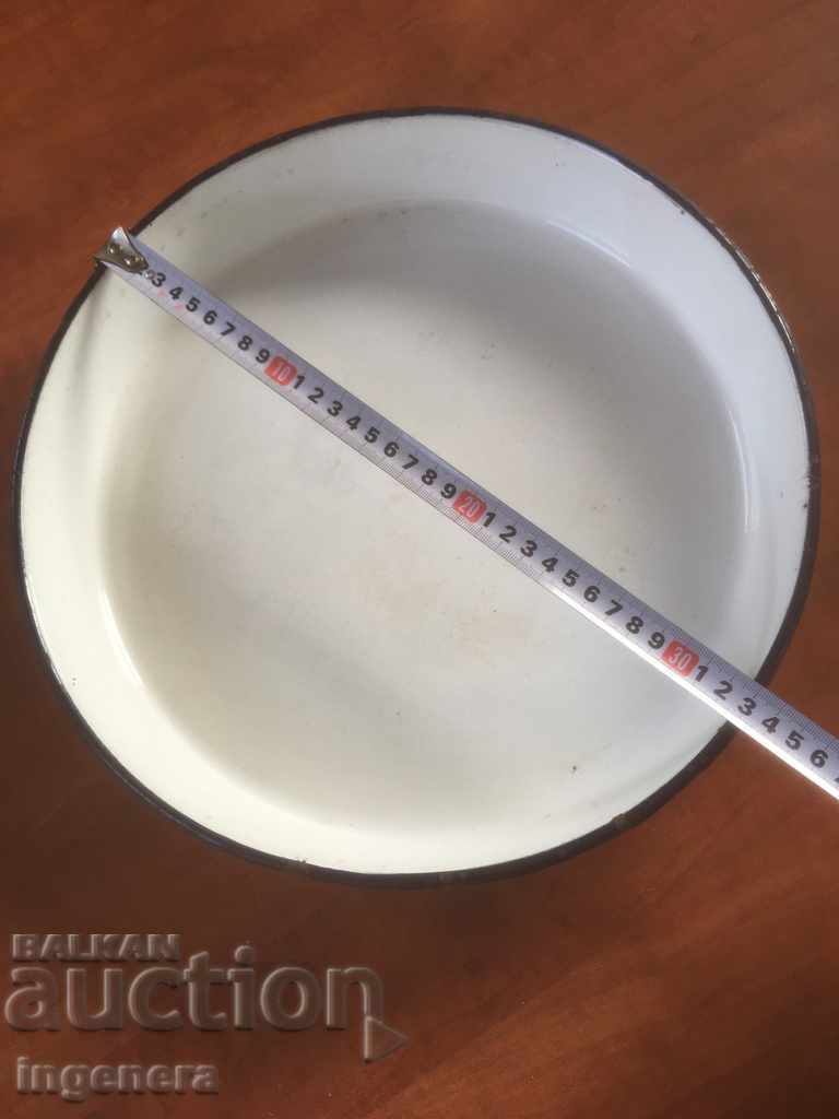 MASA METAL EMALTATA MARE-1959 cu preț 19.00 BGN | € 9.71 MASA METAL EMALTATA MARE-1959 cu preț 19.00 BGN | € 9.71