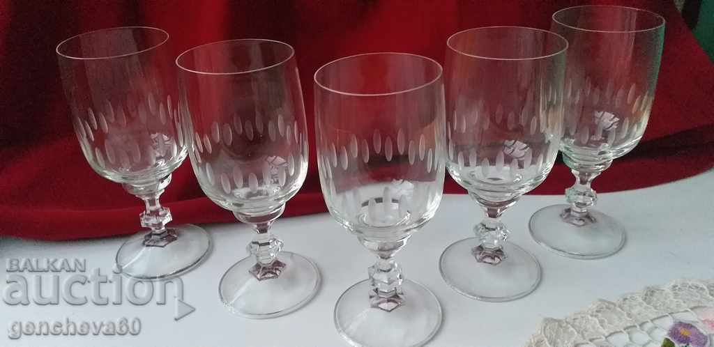 Crystal engraved aperitif glasses - 5 Crystal engraved aperitif glasses - 5