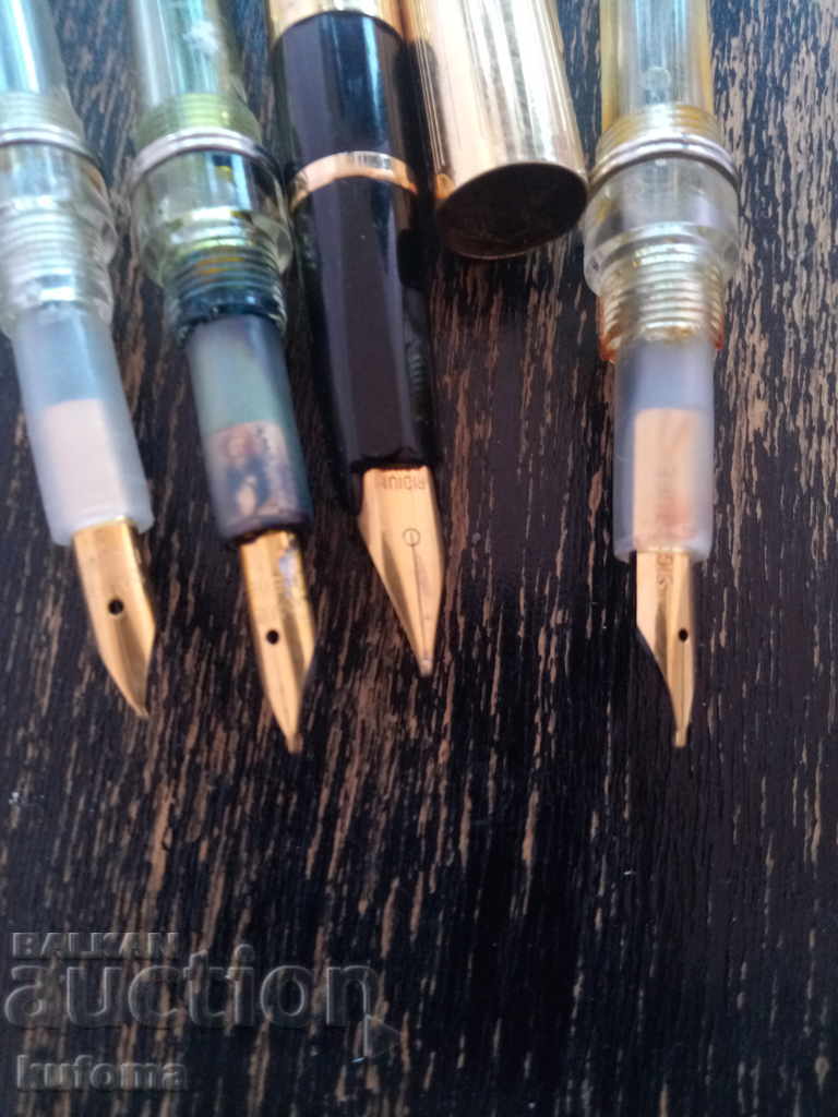 Auction Luxury gilded pens 4 pieces Auction Luxury gilded pens 4 pieces