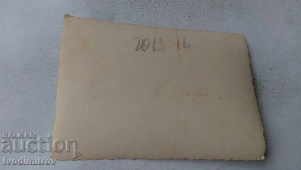 Photo Men and women in the sea with price 2.35 BGN | € 1.20