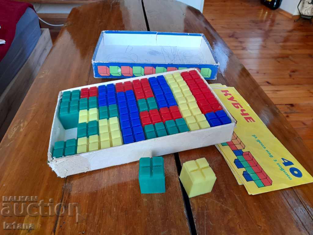 Auction Old children's constructor Cube 40 Auction Old children's constructor Cube 40