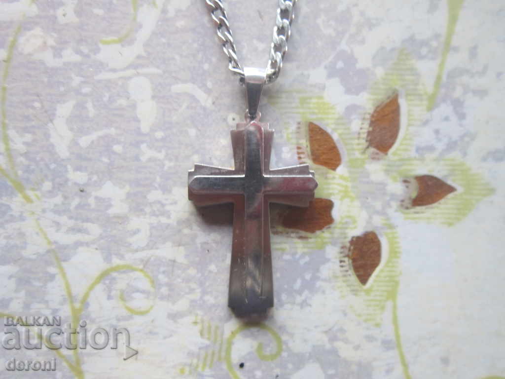 Great chain chain with steel cross necklace with price 15.00 BGN | € 7.67 Great chain chain with steel cross necklace with price 15.00 BGN | € 7.67